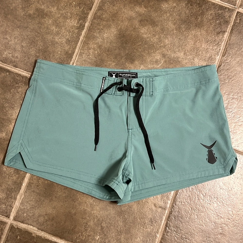 Tunaskin set short